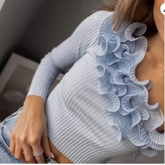 ZARA Flower Top Knit Blouse One Sleeve Asymmetric Top Size L ,Color Blue NWT - Picture 15 of 16